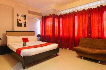 Holiday Plaza Hotel Tuguegarao City
