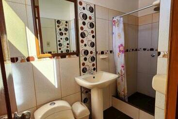 پانسیون Hostal Capac