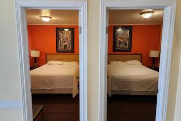Sunparlor Motel