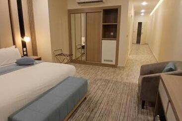 Al Anoud & Aljawhara Apartments
