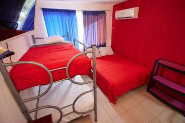 هاستل Casa Ceci Inn