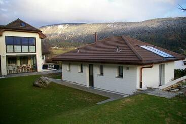 تختخواب و صبحانه Bnb Villa Moncalme