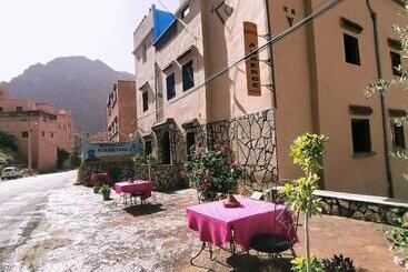 هاستل Auberge Restaurant Tizgui