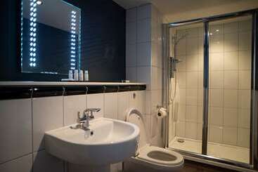 هاستل The Exeter Inn
