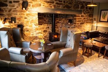 هاستل The Exeter Inn
