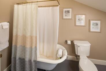 تختخواب و صبحانه Aldrich Guest House
