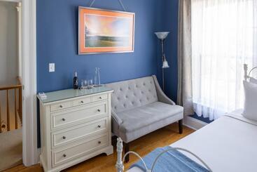 تختخواب و صبحانه Aldrich Guest House