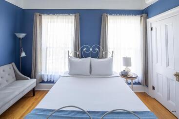 تختخواب و صبحانه Aldrich Guest House