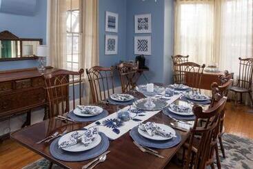 تختخواب و صبحانه Aldrich Guest House