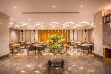 Grand Plaza Hotel   Kafd Riyadh