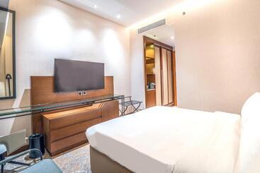Grand Plaza Hotel   Kafd Riyadh