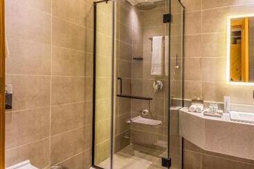 Grand Plaza Hotel   Kafd Riyadh