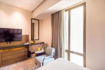 Grand Plaza Hotel   Kafd Riyadh