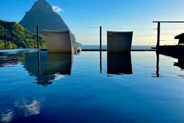 هتل Green Fig Resort & Spa