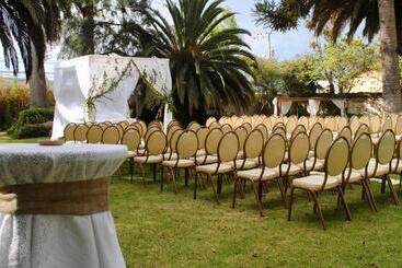 هتل Hacienda Hosteria Chorlavi