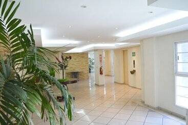 هتل Suites La Aurora