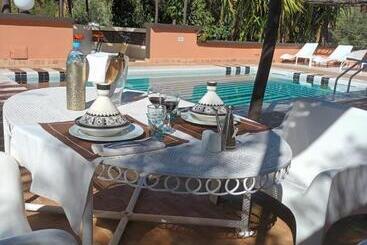 پانسیون Domaine Malika   Adults Only