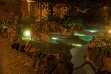 渡假胜地  Termas De Papallacta