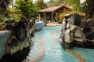 渡假胜地  Termas De Papallacta