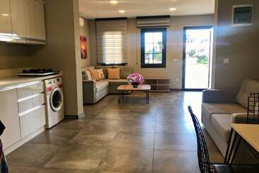 Yali Apart  Otel