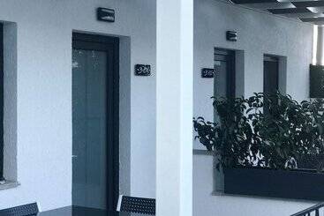 Yali Apart  Otel