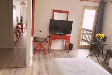 هتل Hôtel La Tarentaise
