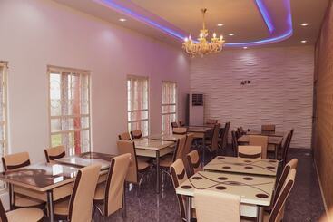 هتل King Daken Diplomatic Suites