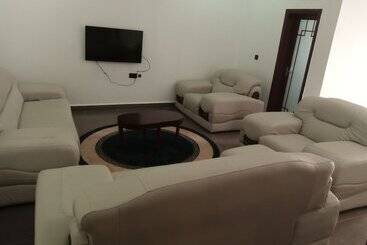 هتل King Daken Diplomatic Suites