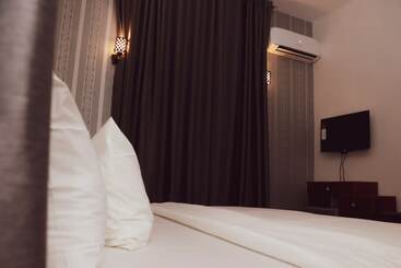 هتل King Daken Diplomatic Suites