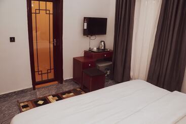 هتل King Daken Diplomatic Suites