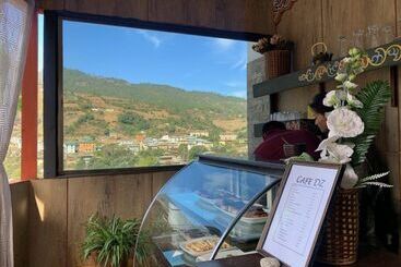 هتل River Valley