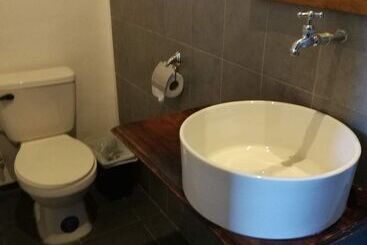 پانسیون Xela Columbus Guest House