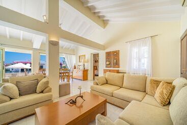 Anna Maria Village