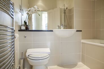 Clarendon Luxury Apartments