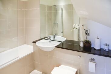 Clarendon Luxury Apartments