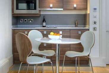 Clarendon Luxury Apartments
