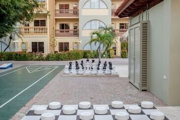Eagle Aruba Resort