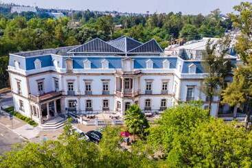 هتل Alameda Grand