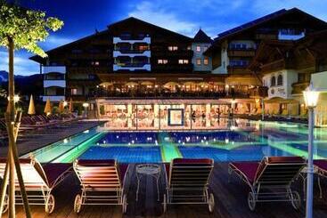 هتل Alpenpark Resort Superior