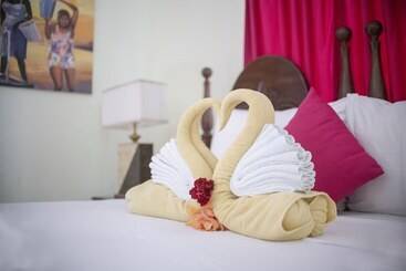 هتل Bay View Eco Resort & Spa
