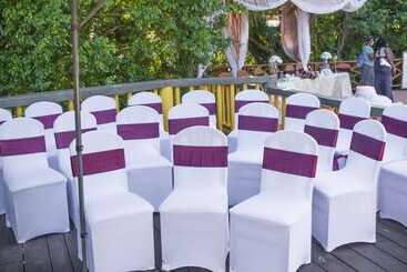 هتل Bay View Eco Resort & Spa