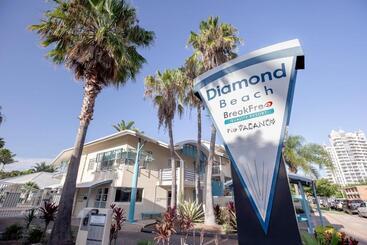 هتل Breakfree Diamond Beach