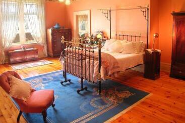 هتل Buxton Manor