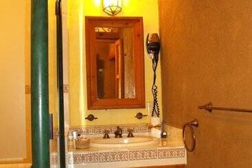 هتل Casa Del Refugio