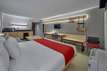 هتل City Express By Marriott Los Mochis