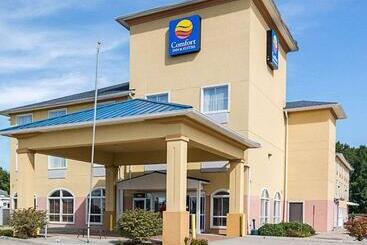 هتل Comfort Inn & Suites Chesapeake  Portsmouth