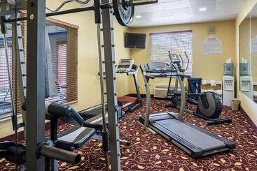 هتل Comfort Inn & Suites Chesapeake  Portsmouth