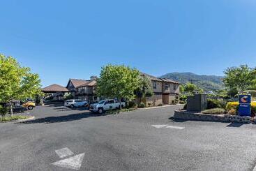 هتل Comfort Inn & Suites Ukiah Mendocino County