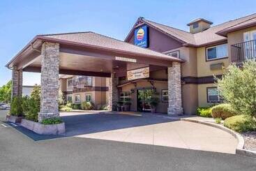 هتل Comfort Inn & Suites Ukiah Mendocino County