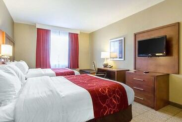 هتل Comfort Suites